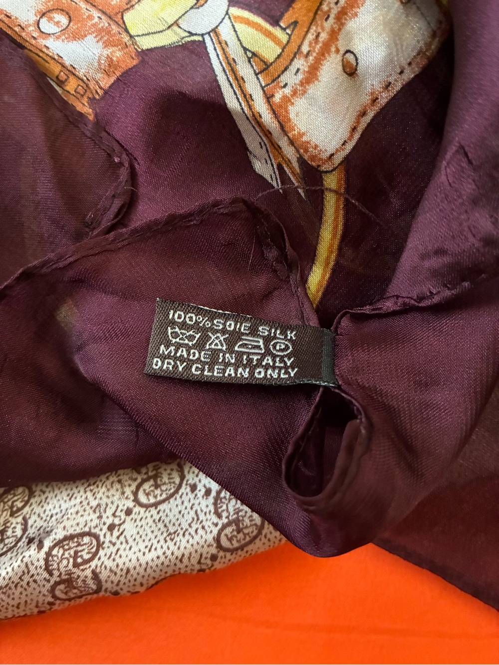 Gucci Scarf Silk Made In Italy - Picture 9 of 9